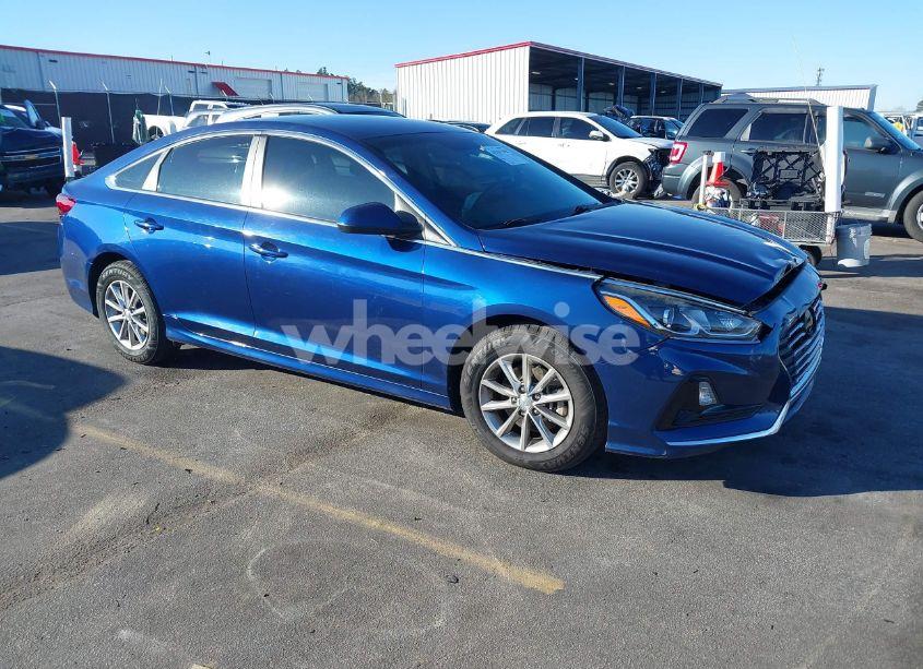 2019 Hyundai Sonata SE (VIN 5NPE24AF9KH753624) main photo