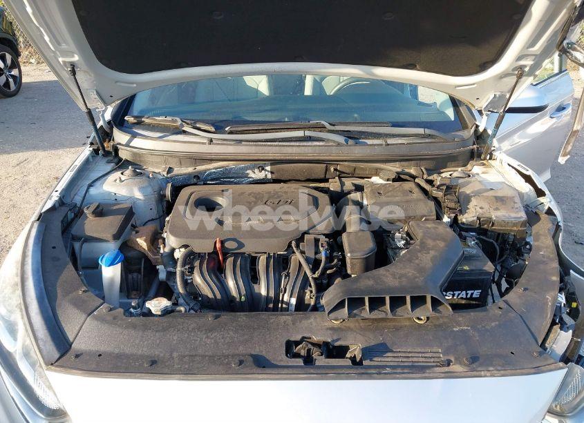 Photo 10 of 2019 Hyundai Sonata SE (VIN 5NPE24AF9KH770956)