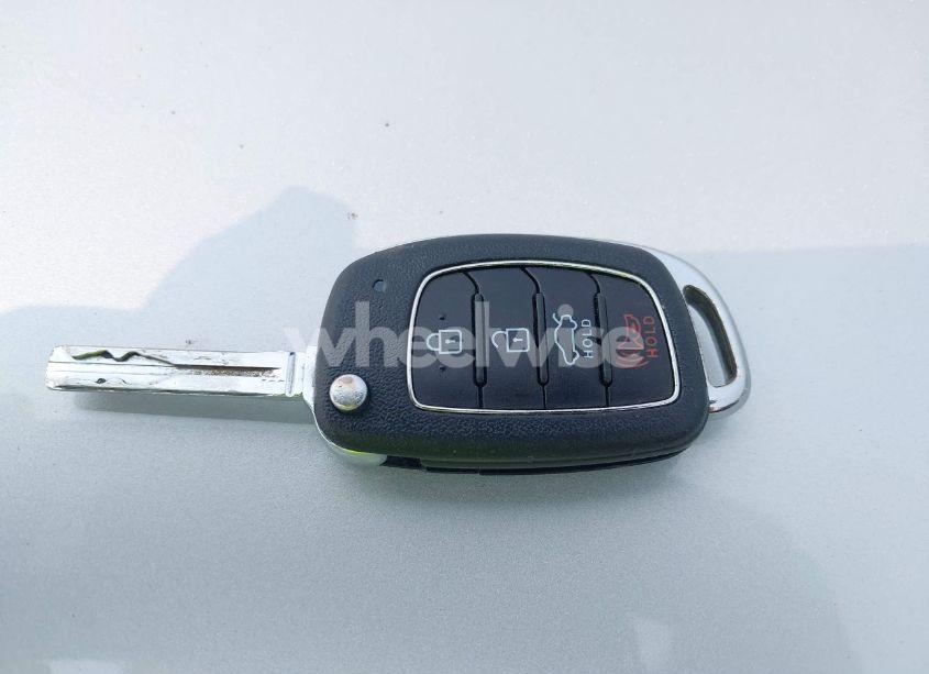 Photo 11 of 2019 Hyundai Sonata SE (VIN 5NPE24AF9KH783903)