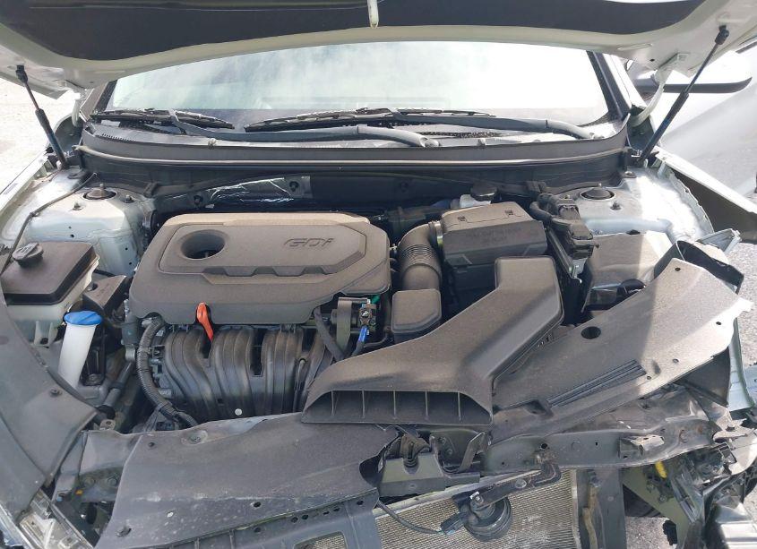 Photo 10 of 2019 Hyundai Sonata SE (VIN 5NPE24AF9KH815247)