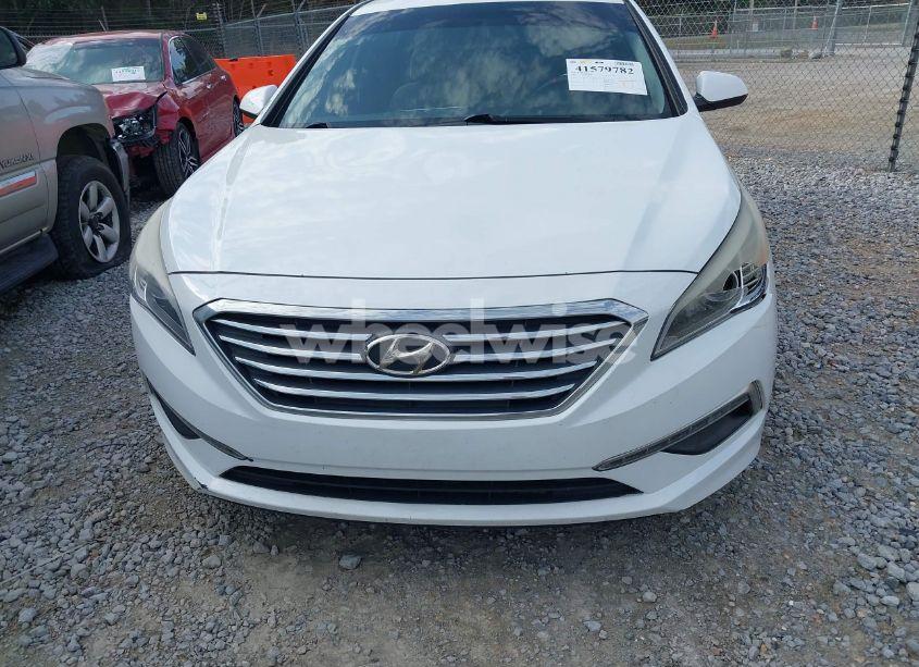 Photo 12 of 2015 Hyundai Sonata SE (VIN 5NPE24AFXFH026126)