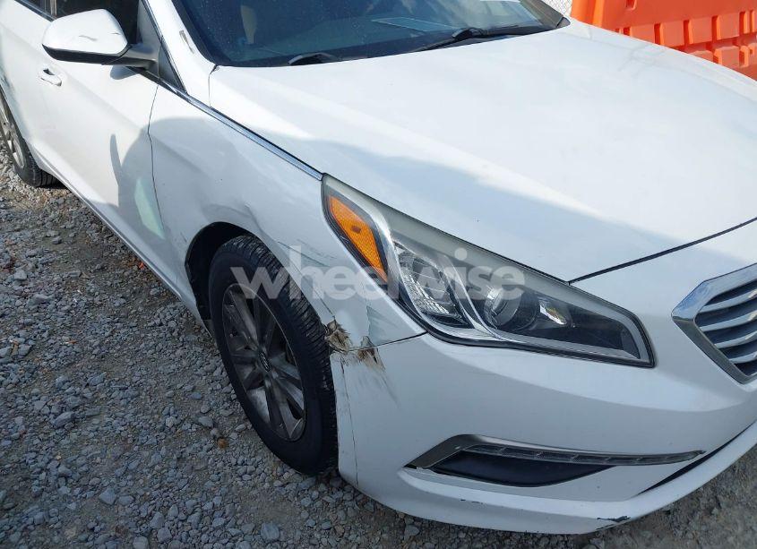 Photo 6 of 2015 Hyundai Sonata SE (VIN 5NPE24AFXFH026126)
