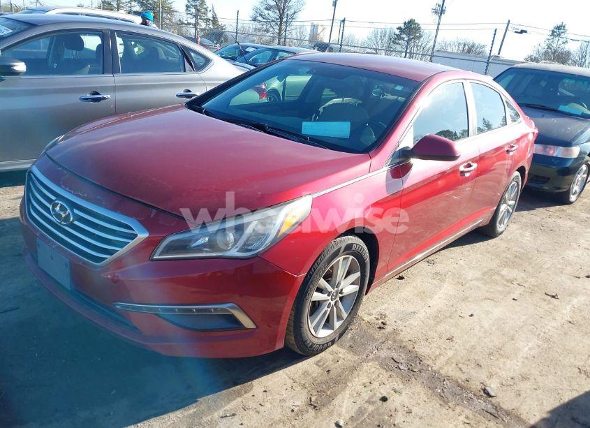 Photo 2 of 2015 Hyundai Sonata SE (VIN 5NPE24AFXFH054878)