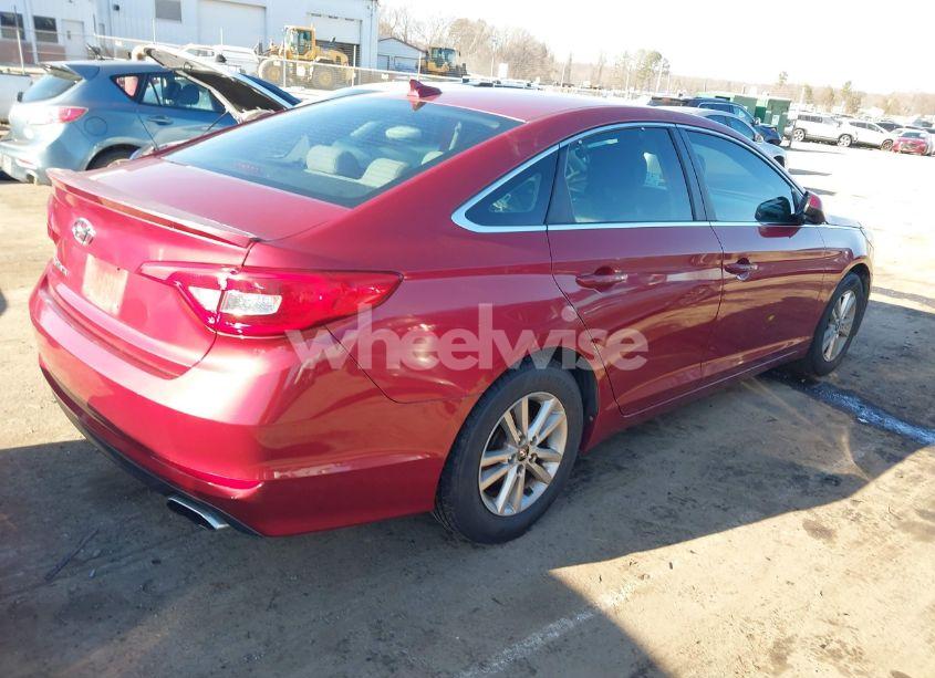 Photo 4 of 2015 Hyundai Sonata SE (VIN 5NPE24AFXFH054878)