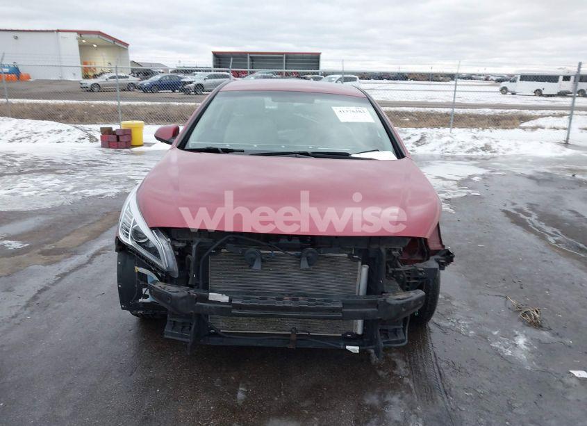 Photo 13 of 2015 Hyundai Sonata SE (VIN 5NPE24AFXFH055576)