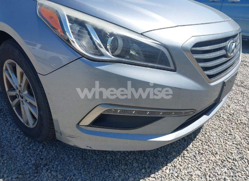 Photo 12 of 2015 Hyundai Sonata SE (VIN 5NPE24AFXFH068876)
