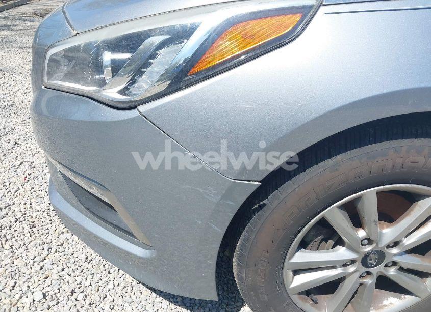 Photo 13 of 2015 Hyundai Sonata SE (VIN 5NPE24AFXFH068876)