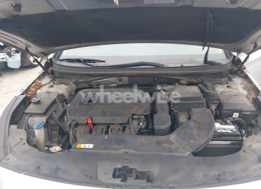 Photo 10 of 2015 Hyundai Sonata SE (VIN 5NPE24AFXFH079554)