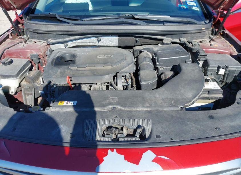 Photo 10 of 2015 Hyundai Sonata SE (VIN 5NPE24AFXFH121723)