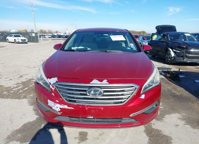 Photo 12 of 2015 Hyundai Sonata SE (VIN 5NPE24AFXFH121723)