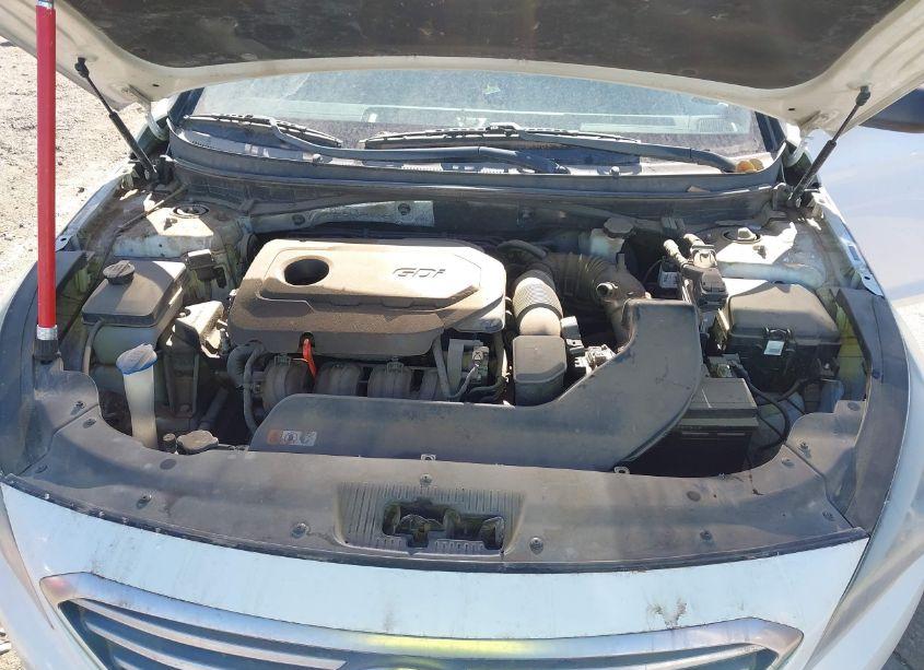 Photo 10 of 2015 Hyundai Sonata SE (VIN 5NPE24AFXFH137355)