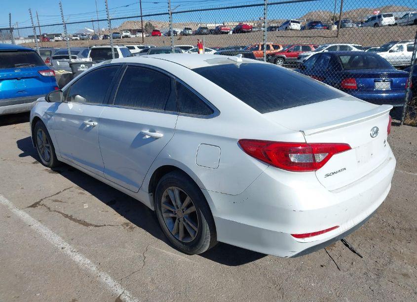 Photo 14 of 2015 Hyundai Sonata SE (VIN 5NPE24AFXFH137355)