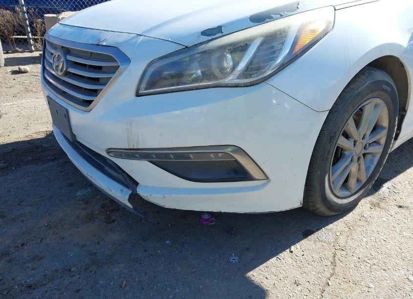 Photo 6 of 2015 Hyundai Sonata SE (VIN 5NPE24AFXFH137355)