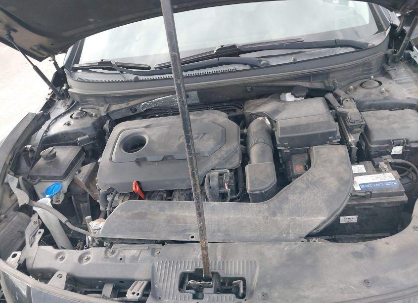 Photo 10 of 2015 Hyundai Sonata SE (VIN 5NPE24AFXFH148615)