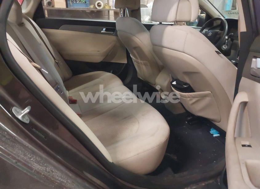 Photo 8 of 2015 Hyundai Sonata SE (VIN 5NPE24AFXFH164202)