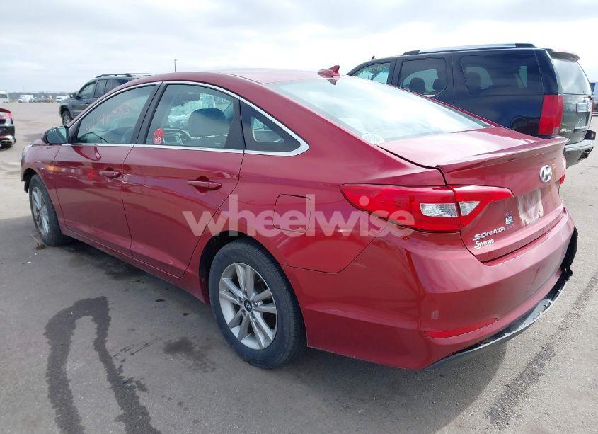 Photo 3 of 2015 Hyundai Sonata SE (VIN 5NPE24AFXFH189519)