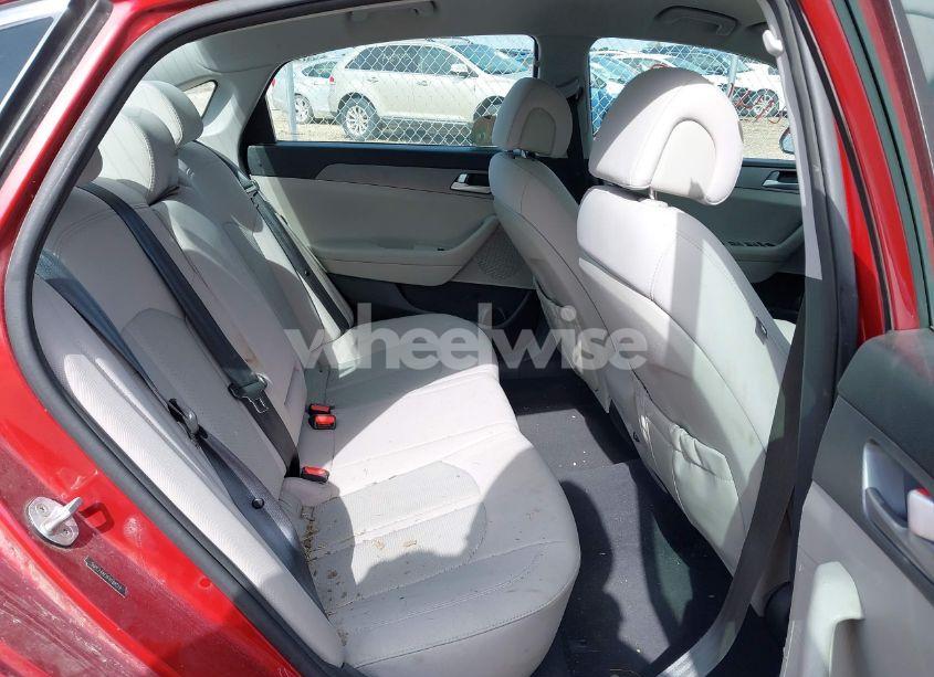 Photo 8 of 2015 Hyundai Sonata SE (VIN 5NPE24AFXFH189519)