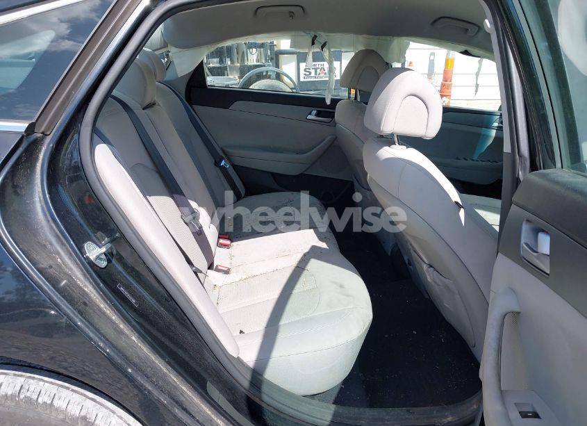 Photo 8 of 2015 Hyundai Sonata SE (VIN 5NPE24AFXFH211406)