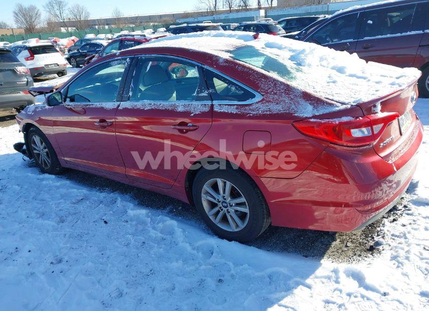 Photo 3 of 2015 Hyundai Sonata SE (VIN 5NPE24AFXFH217092)