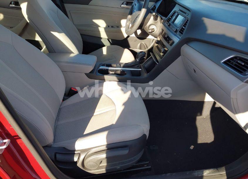 Photo 5 of 2015 Hyundai Sonata SE (VIN 5NPE24AFXFH217092)