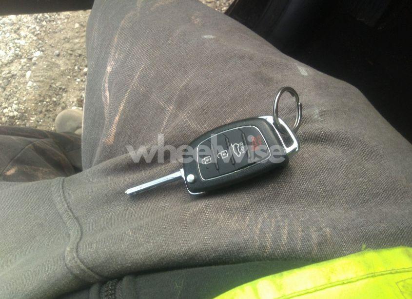 Photo 11 of 2015 Hyundai Sonata SE (VIN 5NPE24AFXFH241103)