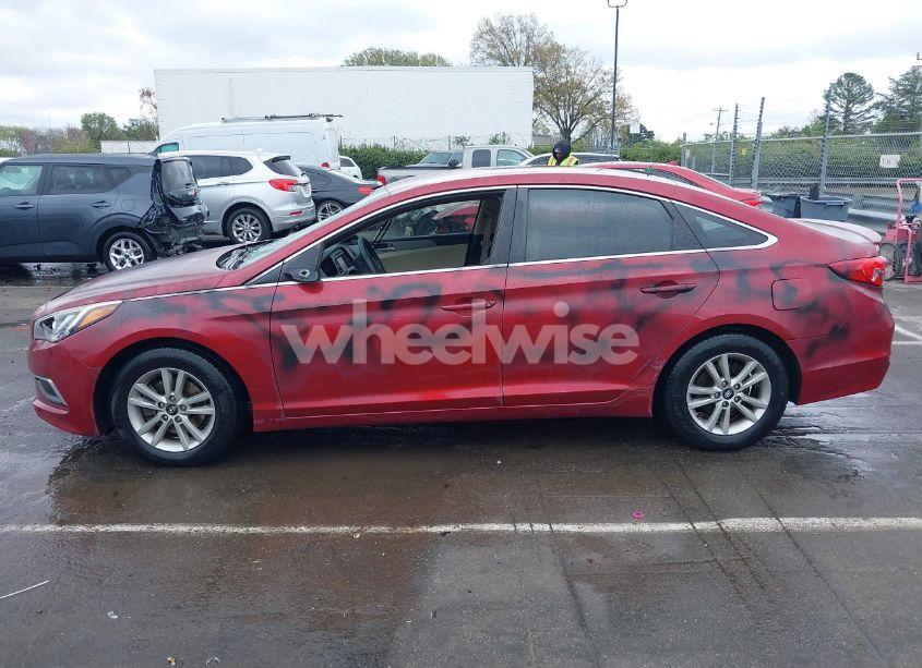 Photo 14 of 2016 Hyundai Sonata SE (VIN 5NPE24AFXGH262518)