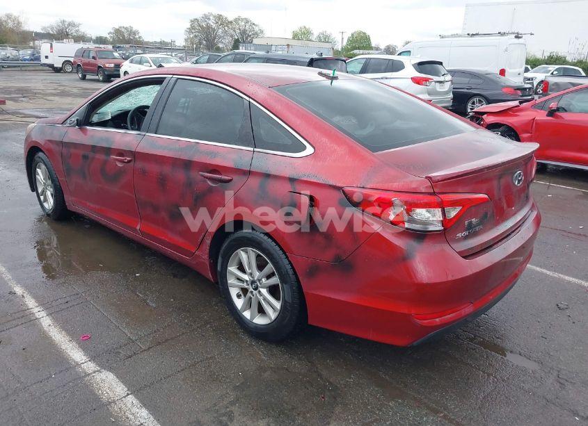 Photo 3 of 2016 Hyundai Sonata SE (VIN 5NPE24AFXGH262518)
