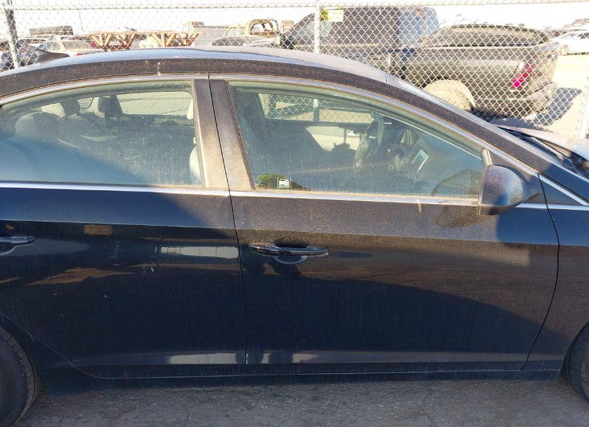 Photo 13 of 2016 Hyundai Sonata SE (VIN 5NPE24AFXGH280503)