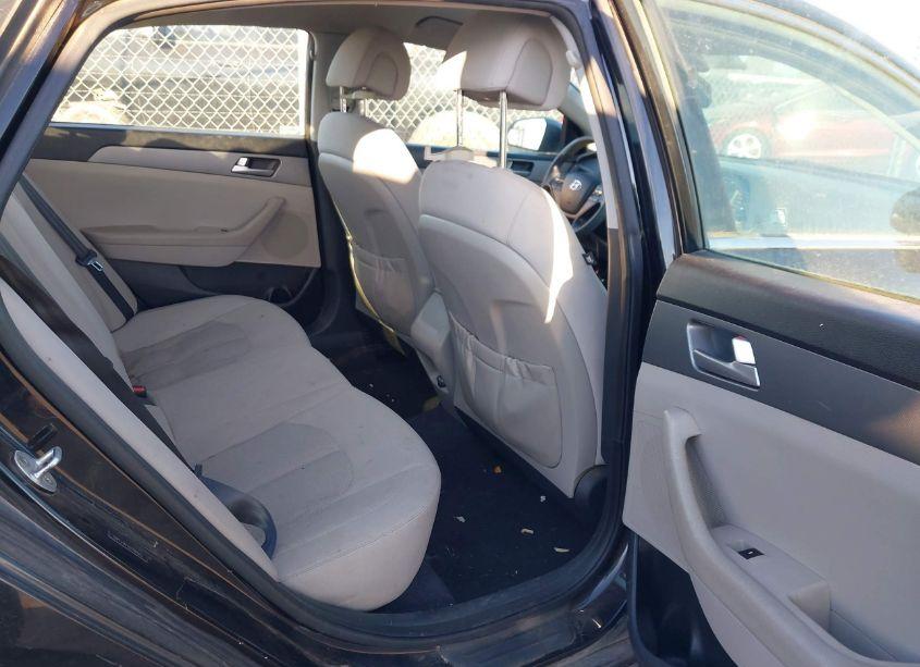 Photo 8 of 2016 Hyundai Sonata SE (VIN 5NPE24AFXGH280503)