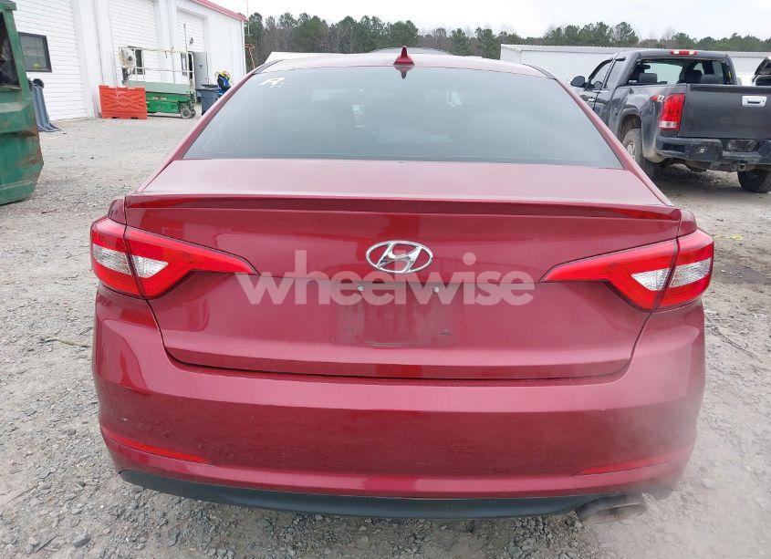 Photo 16 of 2016 Hyundai Sonata SE (VIN 5NPE24AFXGH289721)