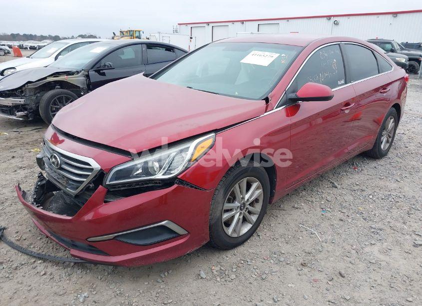 Photo 2 of 2016 Hyundai Sonata SE (VIN 5NPE24AFXGH289721)