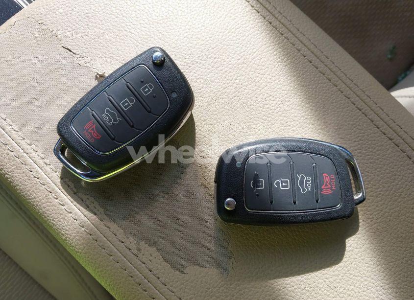 Photo 11 of 2016 Hyundai Sonata SE (VIN 5NPE24AFXGH291226)