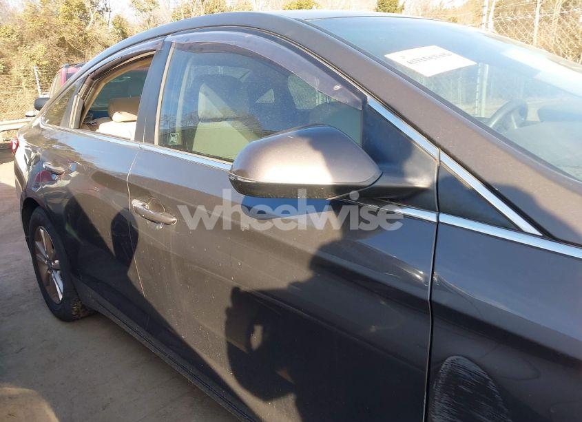 Photo 13 of 2016 Hyundai Sonata SE (VIN 5NPE24AFXGH291226)