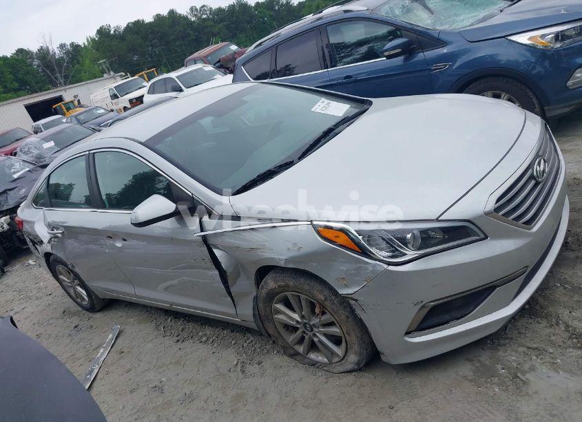 Photo 13 of 2016 Hyundai Sonata SE (VIN 5NPE24AFXGH305416)