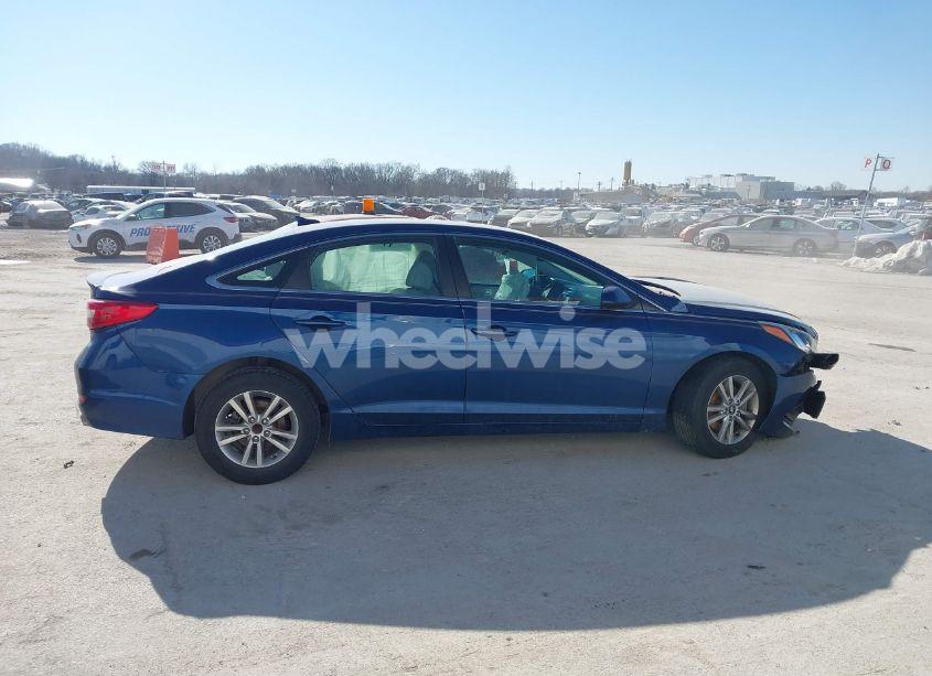 Photo 14 of 2016 Hyundai Sonata SE (VIN 5NPE24AFXGH309479)