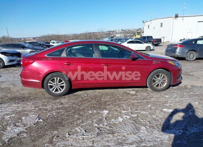 Photo 13 of 2016 Hyundai Sonata SE (VIN 5NPE24AFXGH323981)