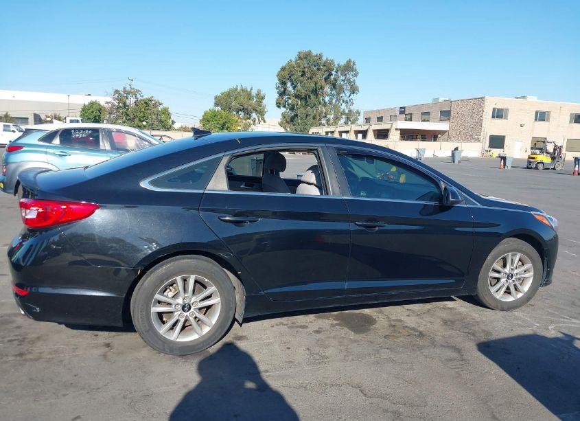 Photo 13 of 2016 Hyundai Sonata SE (VIN 5NPE24AFXGH324984)