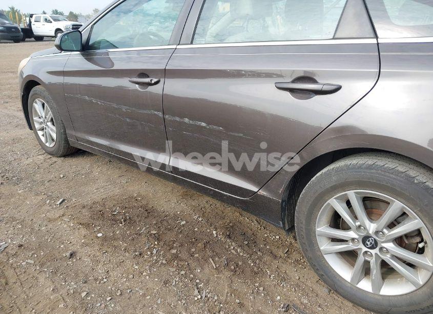 Photo 17 of 2016 Hyundai Sonata SE (VIN 5NPE24AFXGH326895)