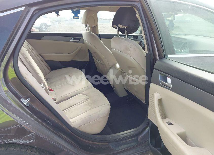 Photo 8 of 2016 Hyundai Sonata SE (VIN 5NPE24AFXGH326895)