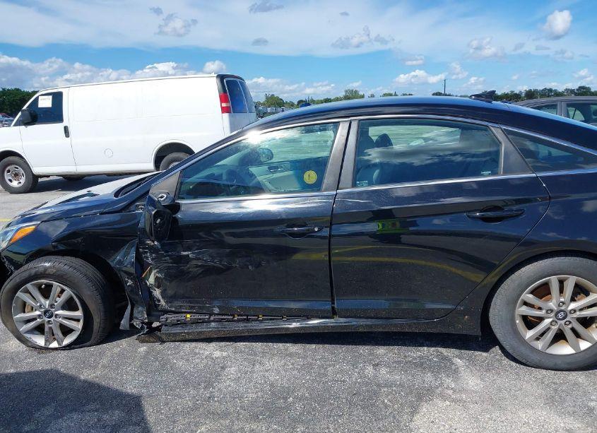 Photo 14 of 2016 Hyundai Sonata SE (VIN 5NPE24AFXGH331594)