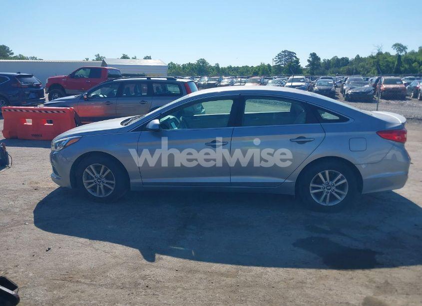 Photo 14 of 2016 Hyundai Sonata SE (VIN 5NPE24AFXGH333622)