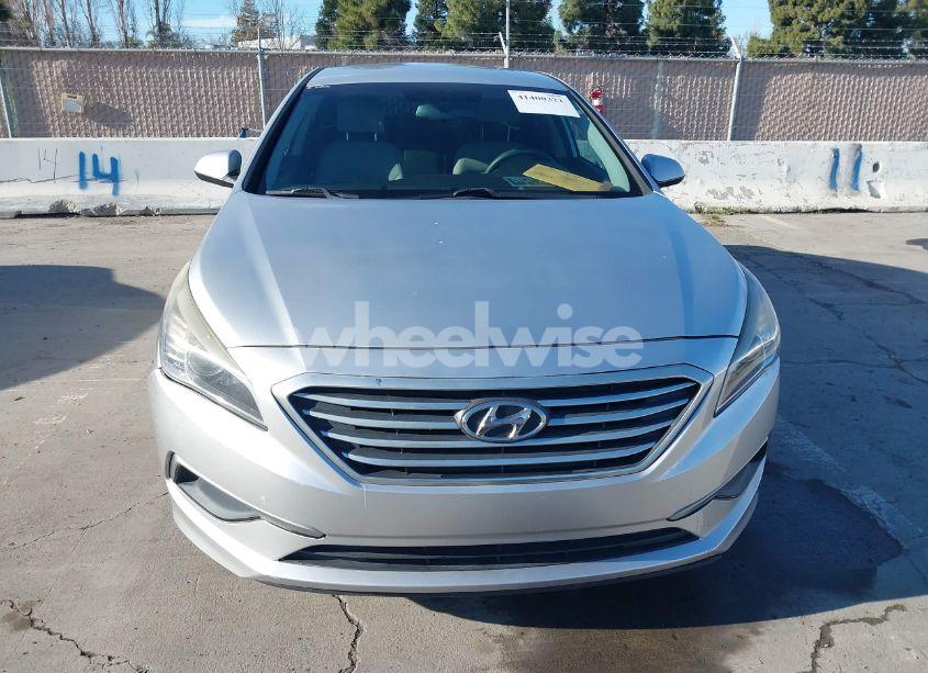 Photo 12 of 2016 Hyundai Sonata SE (VIN 5NPE24AFXGH343664)