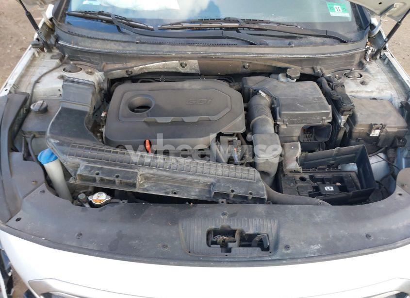 Photo 10 of 2016 Hyundai Sonata SE (VIN 5NPE24AFXGH347813)