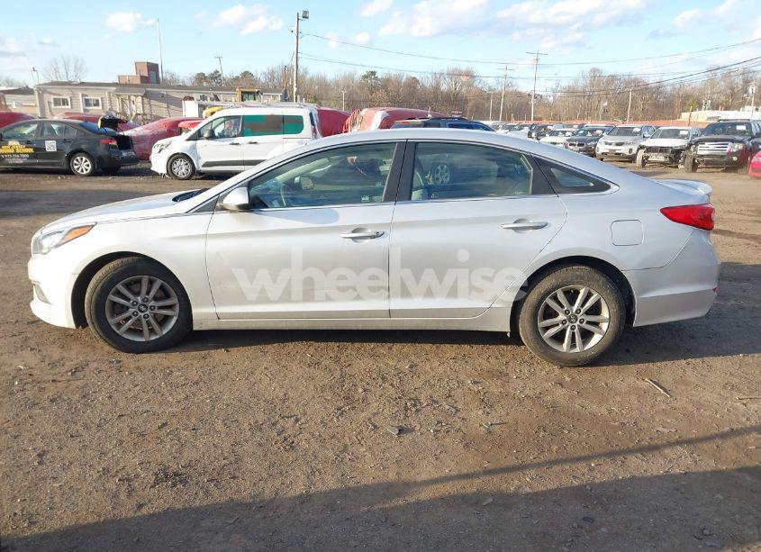 Photo 14 of 2016 Hyundai Sonata SE (VIN 5NPE24AFXGH347813)