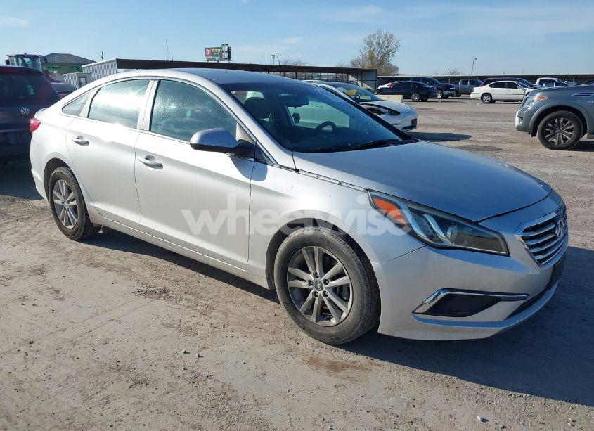 2016 Hyundai Sonata SE (VIN 5NPE24AFXGH359508) main photo