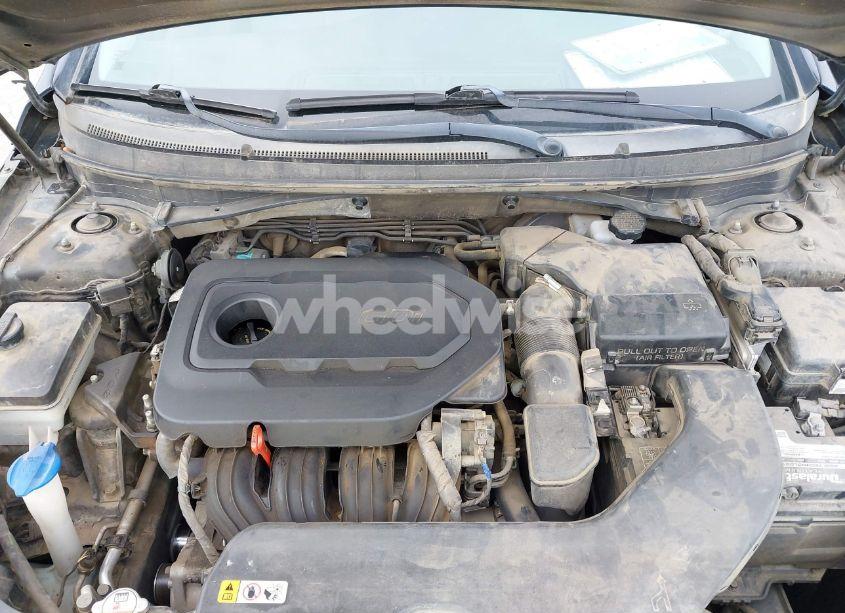 Photo 10 of 2016 Hyundai Sonata SE (VIN 5NPE24AFXGH359931)
