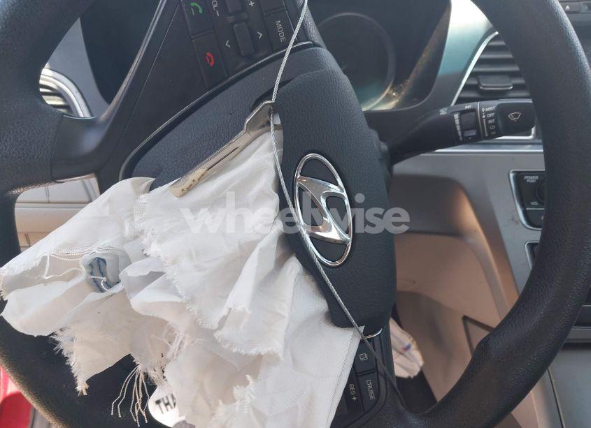 Photo 11 of 2016 Hyundai Sonata SE (VIN 5NPE24AFXGH363798)