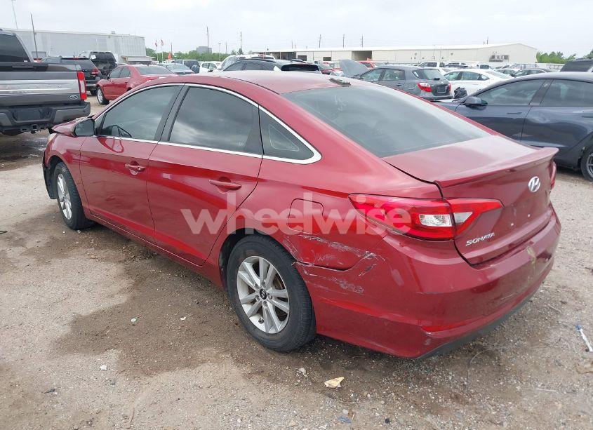 Photo 3 of 2016 Hyundai Sonata SE (VIN 5NPE24AFXGH363798)
