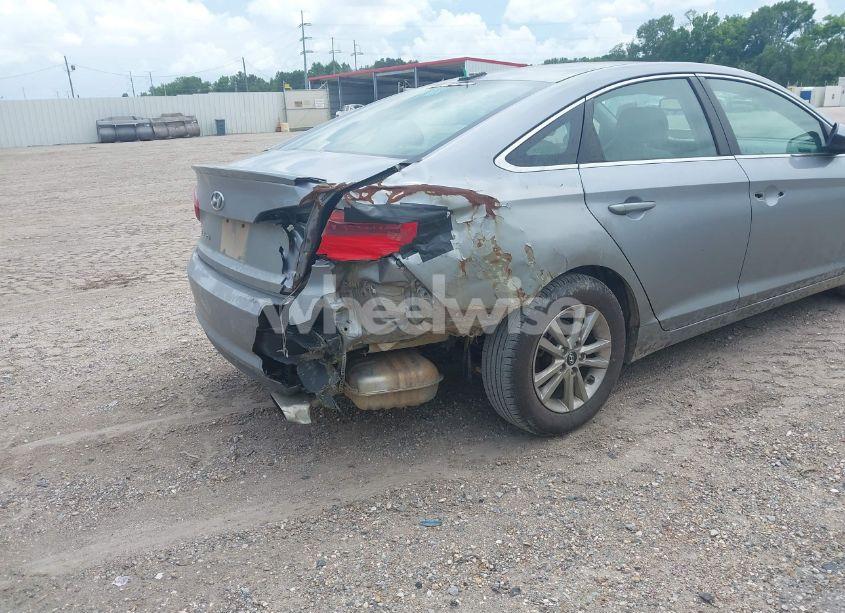 Photo 6 of 2016 Hyundai Sonata SE (VIN 5NPE24AFXGH367060)