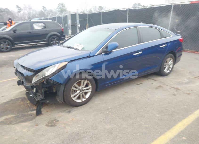 Photo 2 of 2016 Hyundai Sonata SE (VIN 5NPE24AFXGH377278)